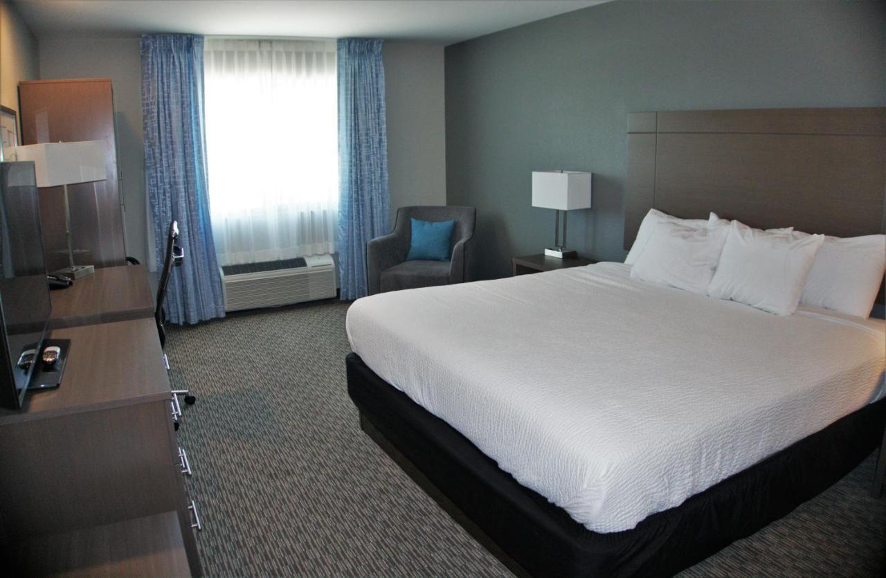 Brookstone Inn & Suites Fort Dodge Extérieur photo